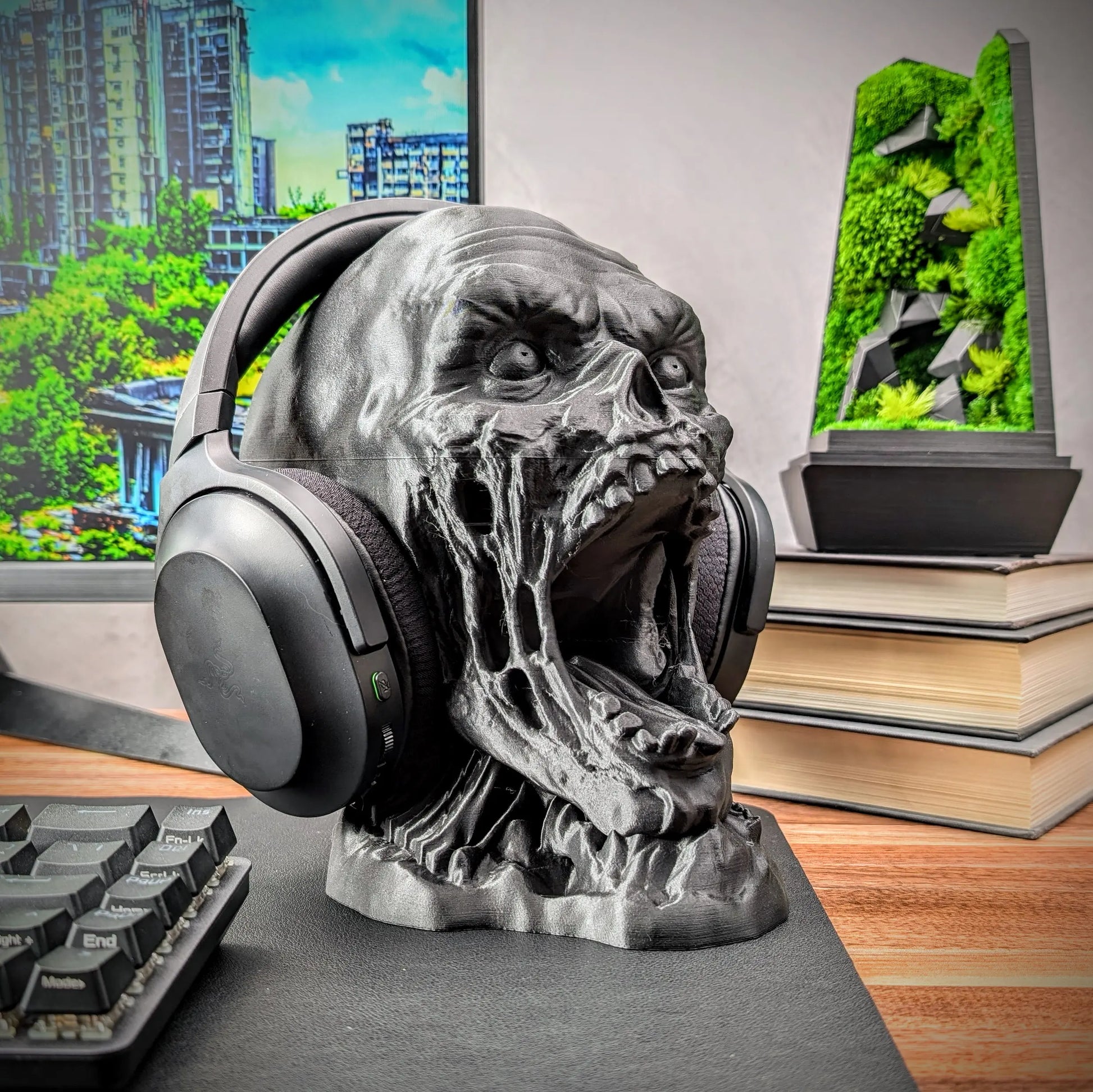 Beamteam3D Zombie Head Stand - Desk Organizer and Holder
