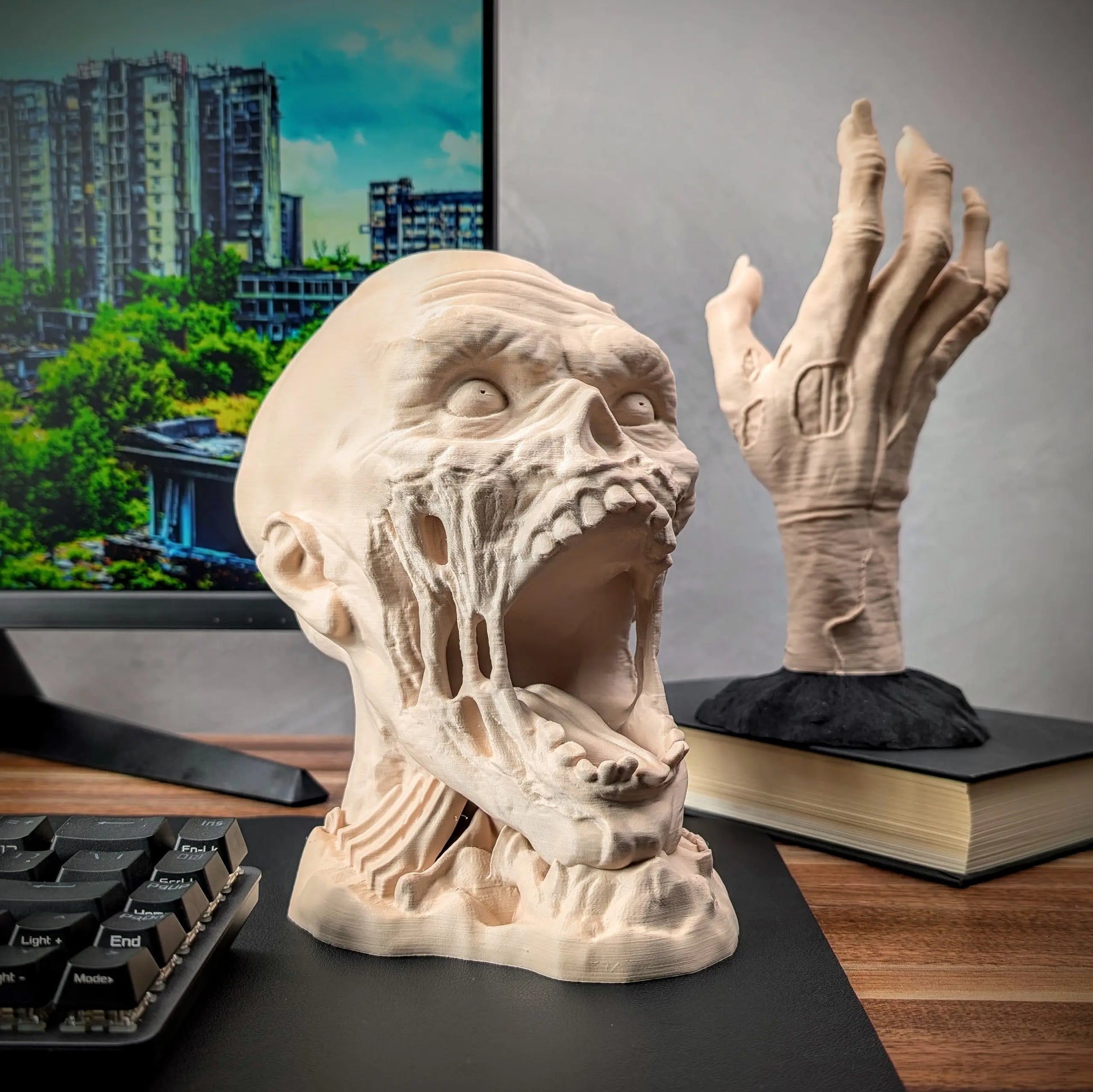Beamteam3D Zombie Head Stand - Desk Organizer and Holder